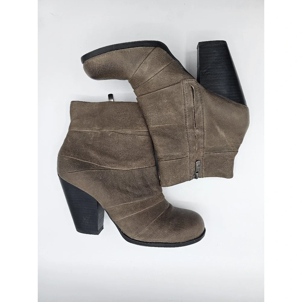 Vince Camuto Ankle Booties‎ Womens 8.5 Brown Leather Belta Round Toe Zipper